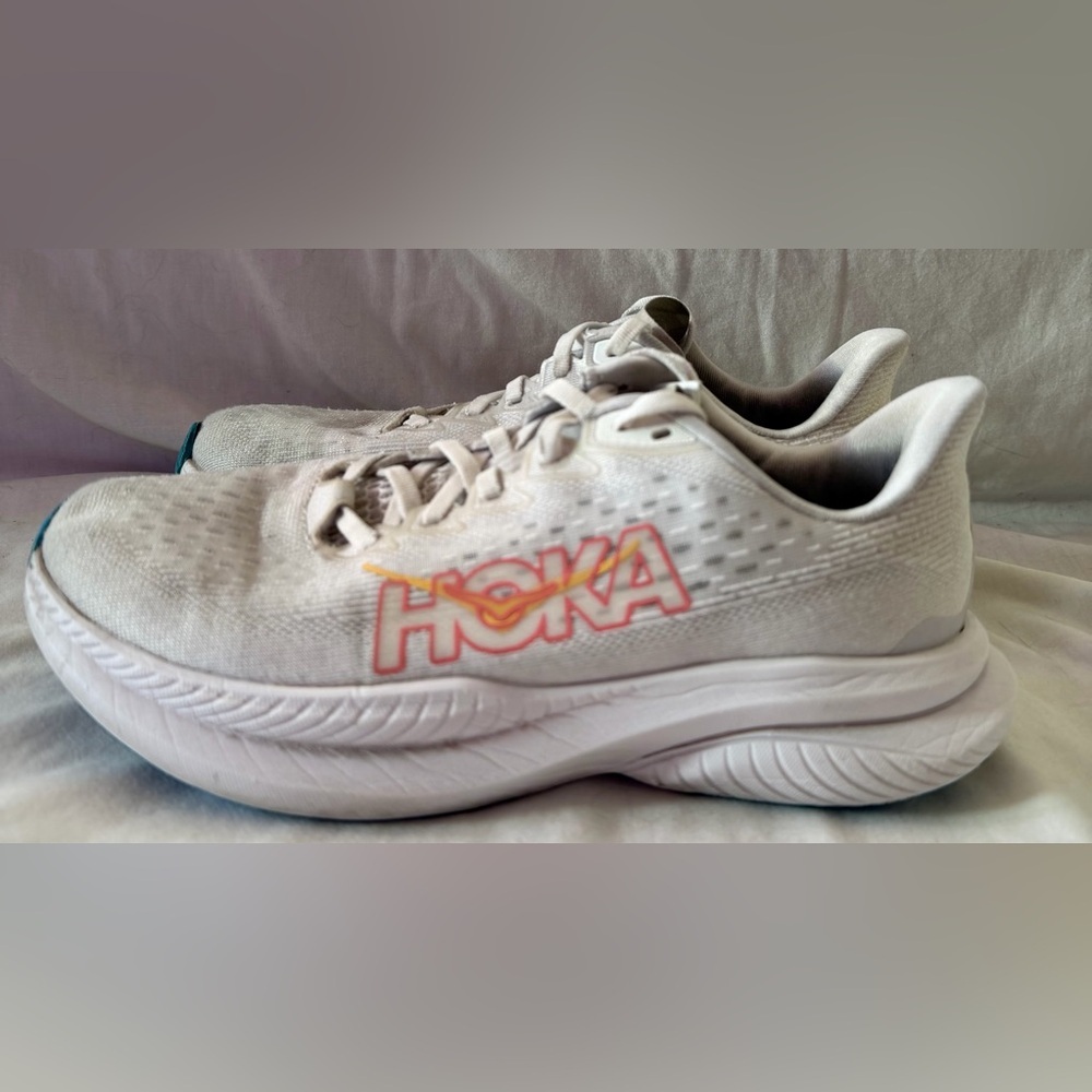 Hoka One One Mach 6 1147810 WNCL White Running Shoes Sneakers - Women's Size 7.5